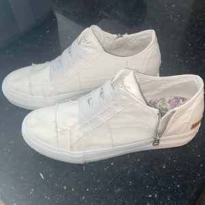 Blowfish Tennis Shoes, size 10 women